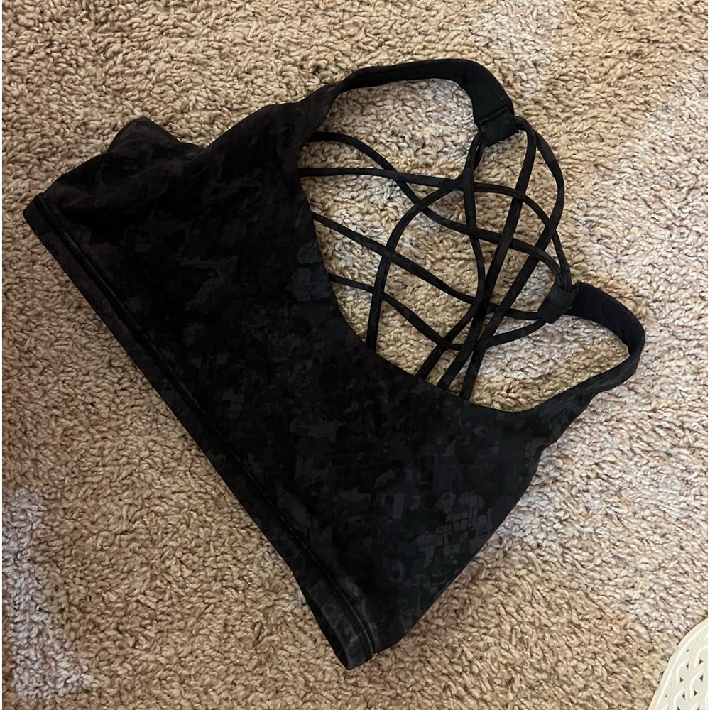 Sports bra size 6